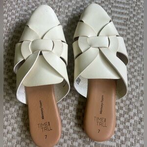White mules